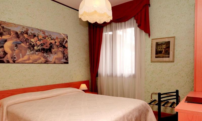 Hotel Benaco - image 24