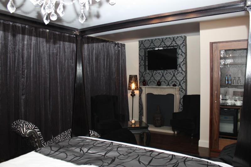 Suite image 2