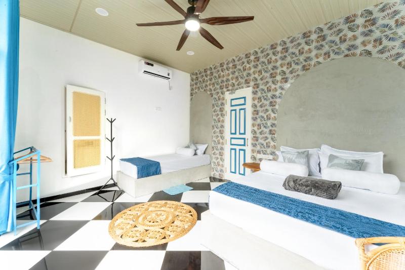 The black monkey villa - Private pool - image 36