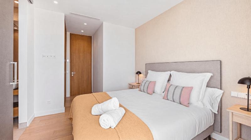 VACATION MARBELLA I Villa Trophy Built in 2026 Private Turquoise Pool 6BDR Walking Distance to Los Naranjos Minutes from Puerto Banus Luxury Interiors Private GYM Lounge Bar - image 33