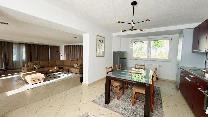 Layal Residence Exclusive 3 Floor House - image 13