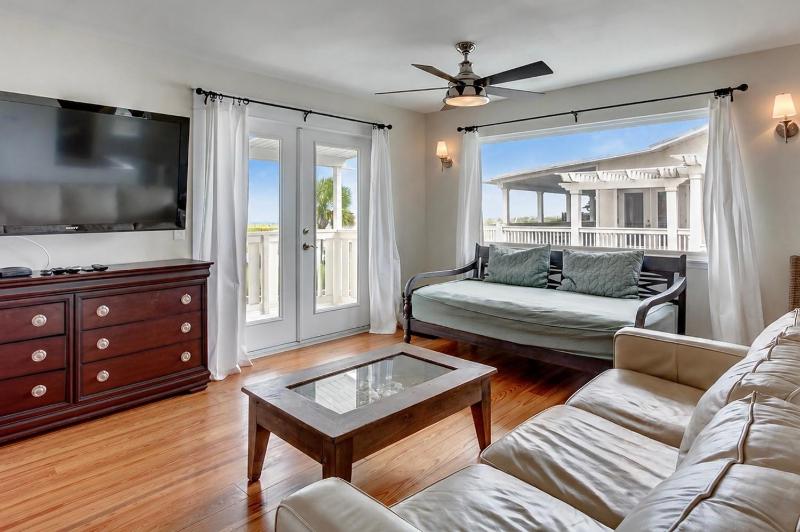 BEST BEACH Cottage Two Gorgeous Ocean Views - Renovated Like POTTERY BARN - Beach Steps Away - image 42