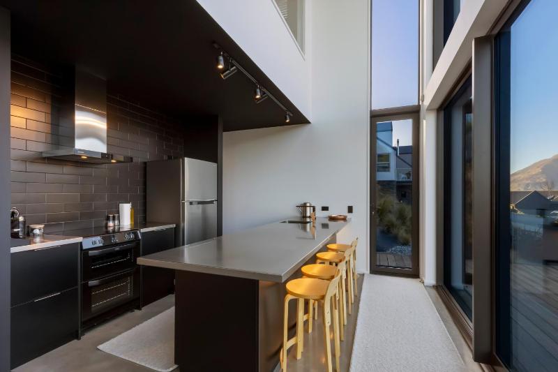 Stone Ridge by Sothebys Luxury Homes - image 3