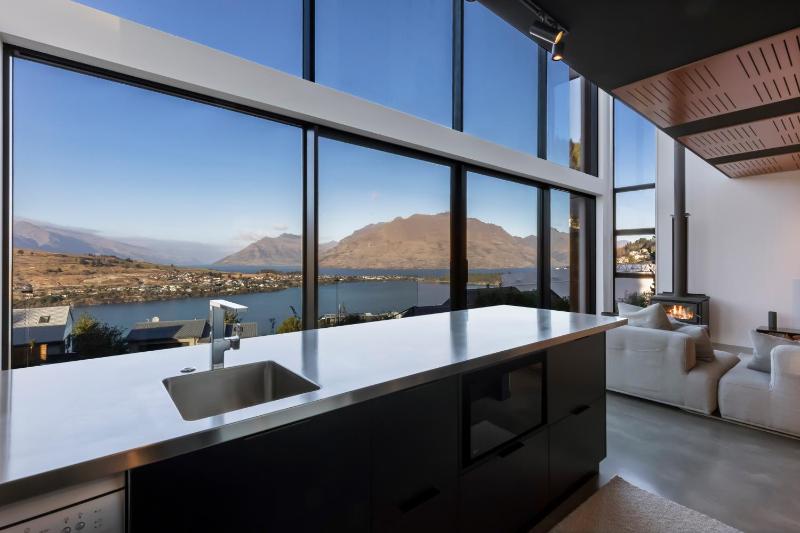 Stone Ridge by Sothebys Luxury Homes - image 2