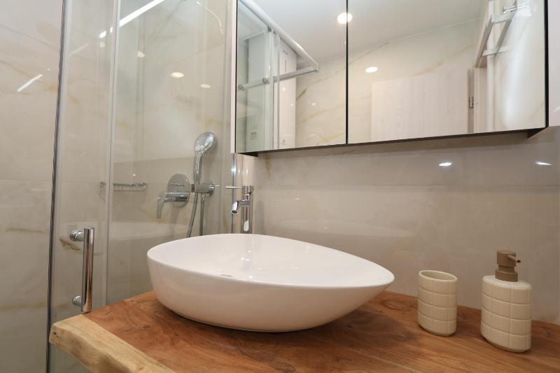 Apartment SoleMare - 150m Beach - image 12