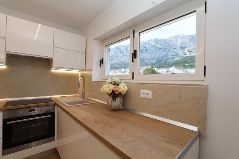 Apartment SoleMare - 150m Beach - image 7