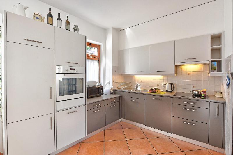 Residenza Lungolago Melide for 5 - Happy Rentals - image 17