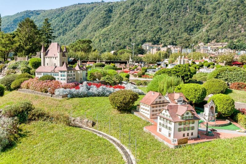 Residenza Lungolago Melide for 5 - Happy Rentals - image 9