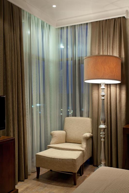 Superior Double Room - Golf View image 3