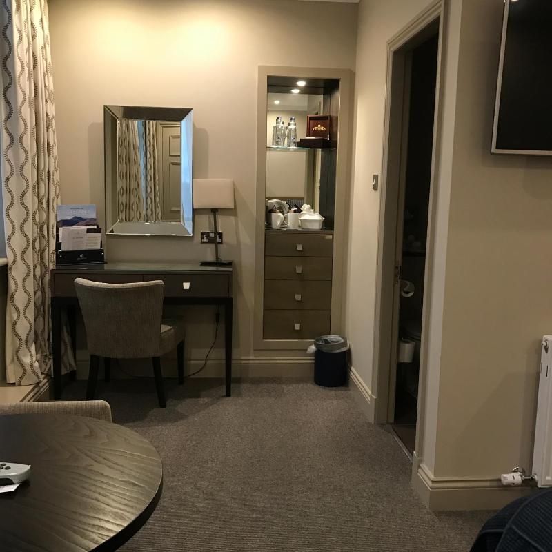 Club Room image 3