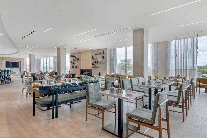 Cambria Hotel Austin Downtown - image 42