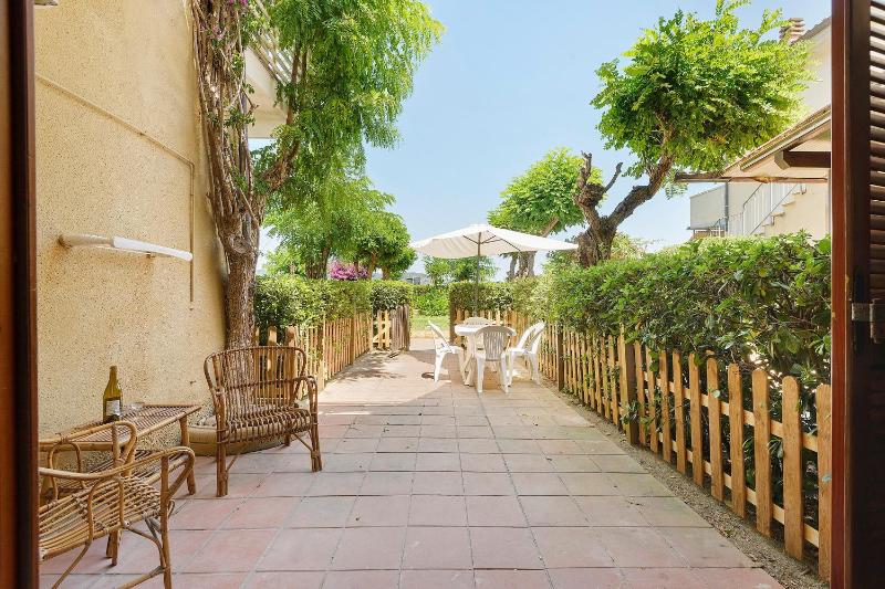 Stella di Mare Beach apartment - image 25