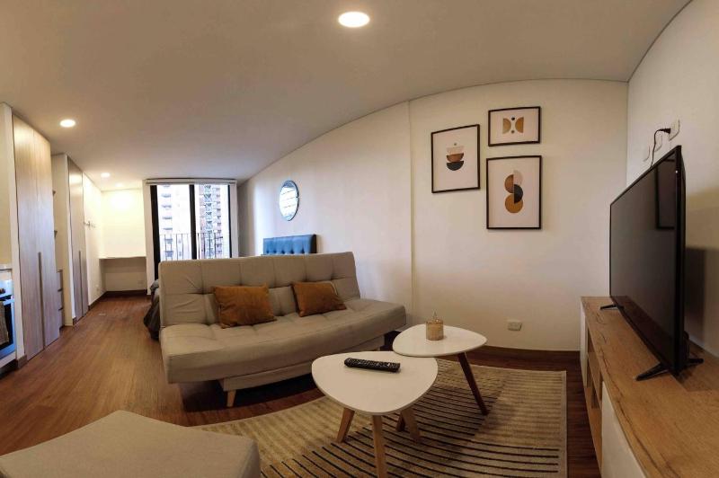 Modern Studio Apartment - image 1