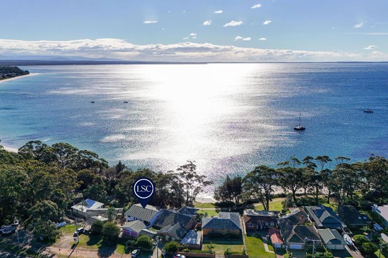 Collingwood Villa - Waterfront and Pet Friendly - image 36
