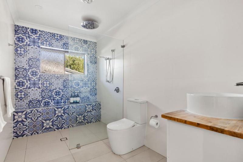 Collingwood Villa - Waterfront and Pet Friendly - image 16