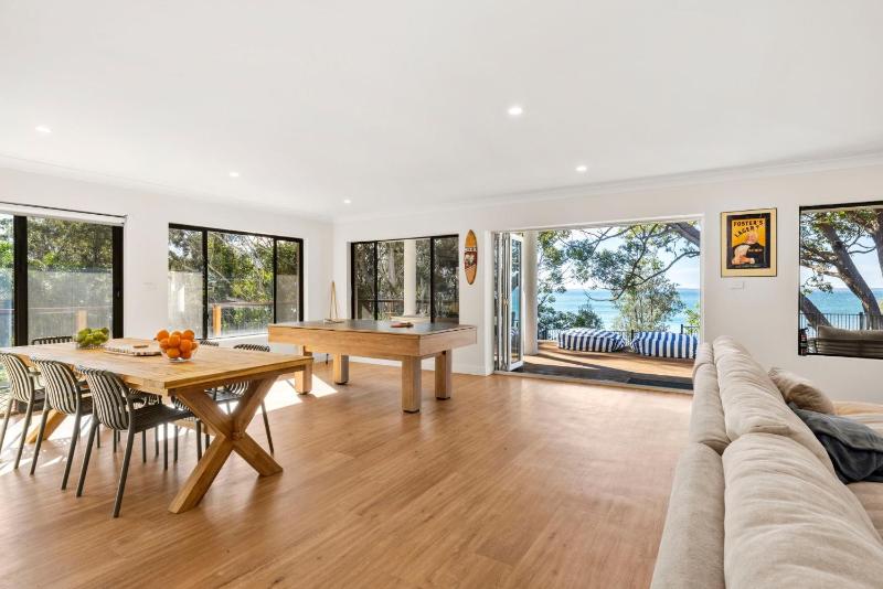 Collingwood Villa - Waterfront and Pet Friendly - image 18