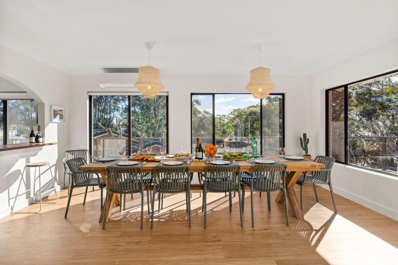 Collingwood Villa - Waterfront and Pet Friendly - image 12