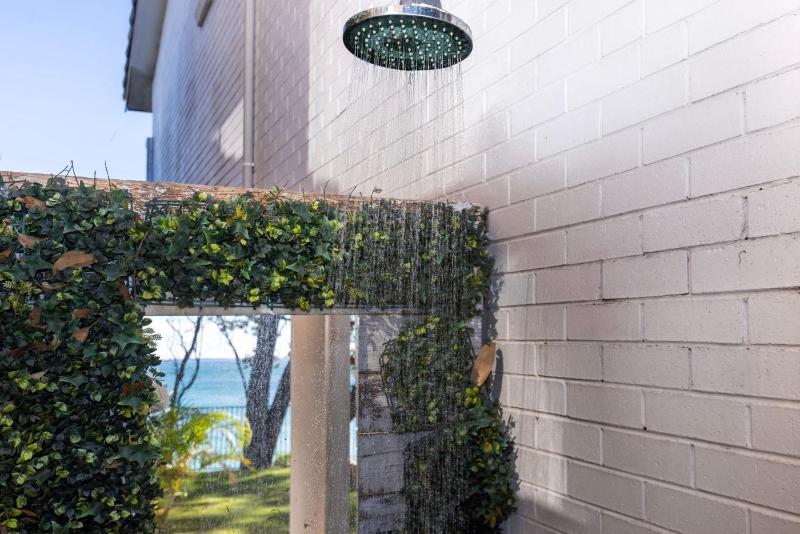 Collingwood Villa - Waterfront and Pet Friendly - image 47