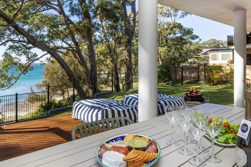 Collingwood Villa - Waterfront and Pet Friendly - image 27