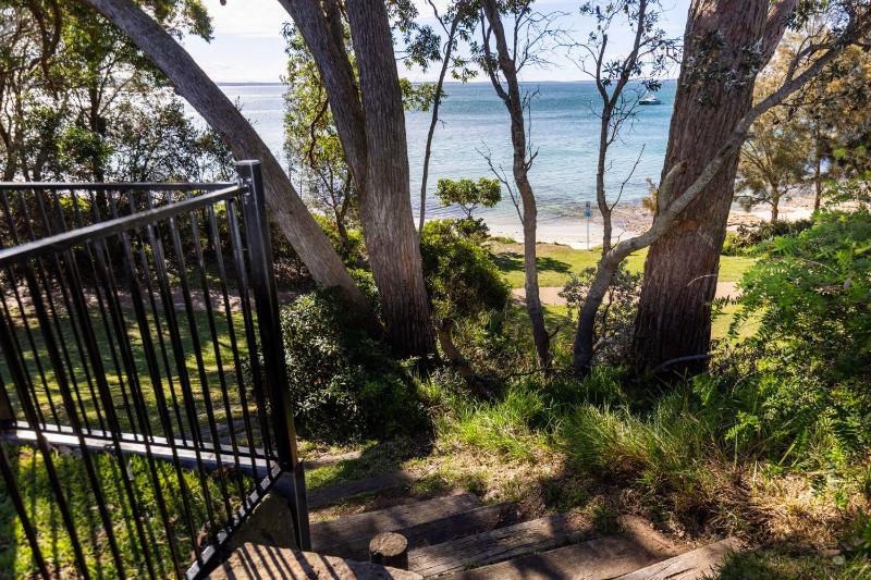 Collingwood Villa - Waterfront and Pet Friendly - image 23