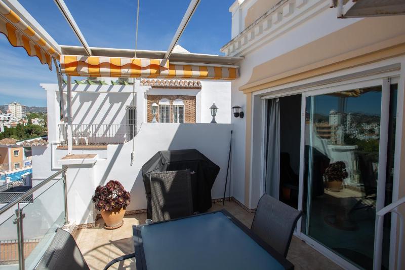 Sunny Roof Terrace Near Burriana Beach - image 9