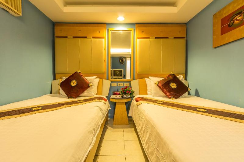 Superior Double or Twin Room image 2