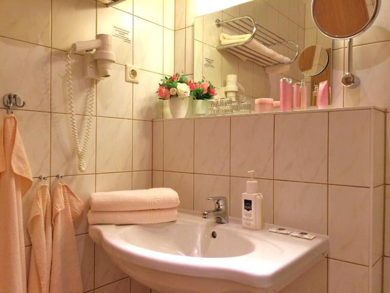 Classic Double Room with Terrace image 2