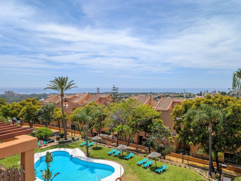 Casa Lila: Sunny 2bed in Marbella - image 49