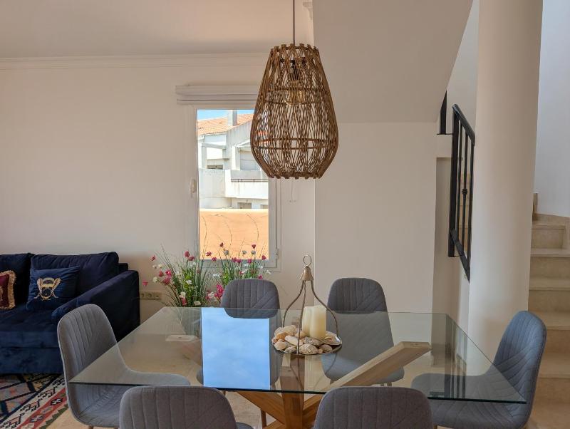 Casa Lila: Sunny 2bed in Marbella - image 44