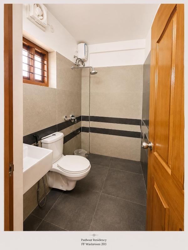 PAZHOOR RESIDENCY HOME STAY 4BHK Deluxe Apartment FF & SF - image 47