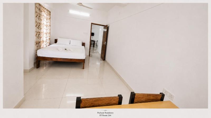 PAZHOOR RESIDENCY HOME STAY 4BHK Deluxe Apartment FF & SF - image 25