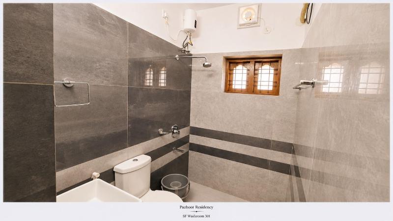 PAZHOOR RESIDENCY HOME STAY 4BHK Deluxe Apartment FF & SF - image 10