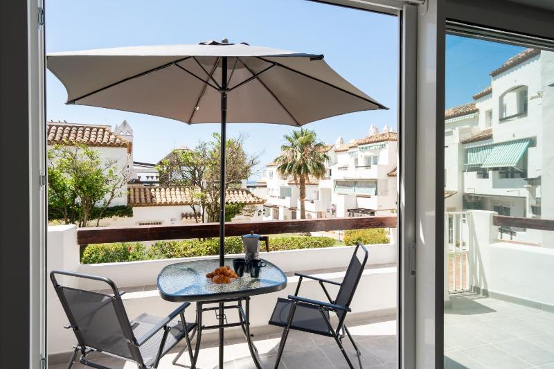 Playa Lucera - Front Line Beach Apartment - image 15