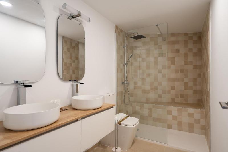 Playa Lucera - Front Line Beach Apartment - image 2