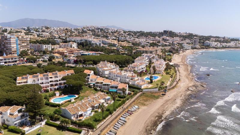 Playa Lucera - Front Line Beach Apartment - image 31