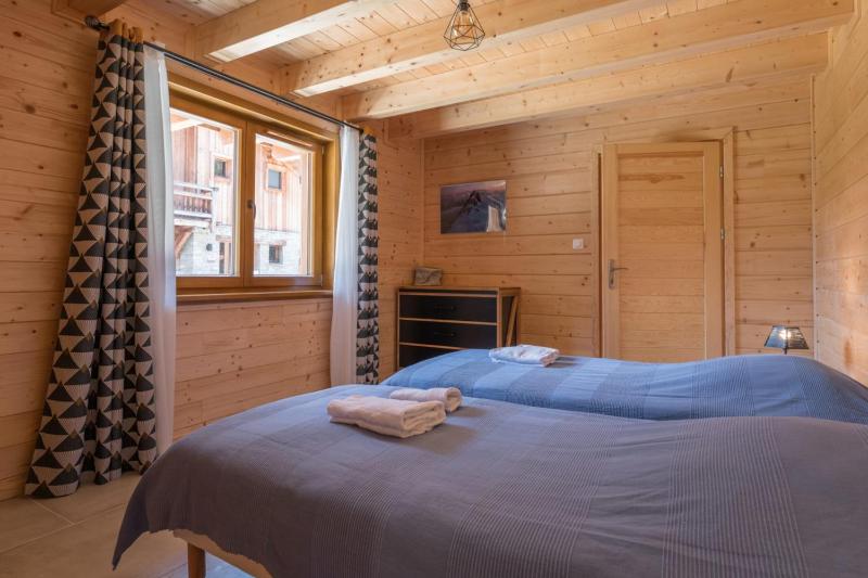 Large chalet for 10 with Mont Blanc's view - image 22
