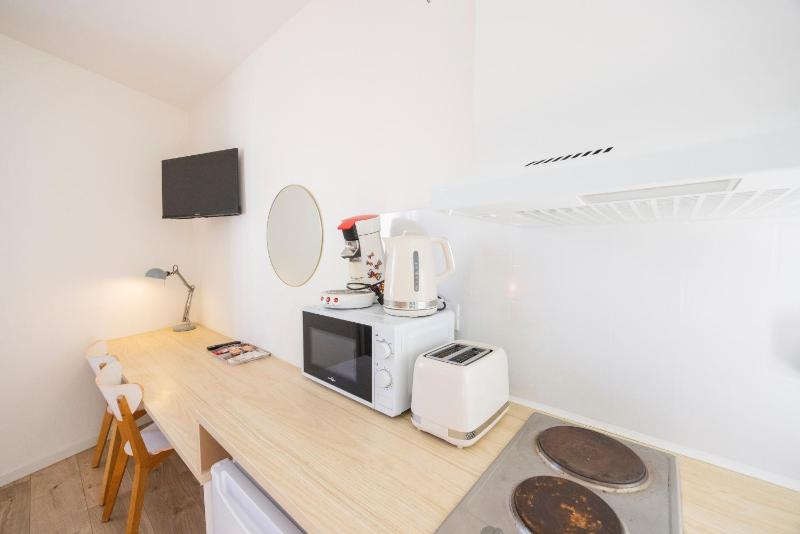 Cosy studio - image 8