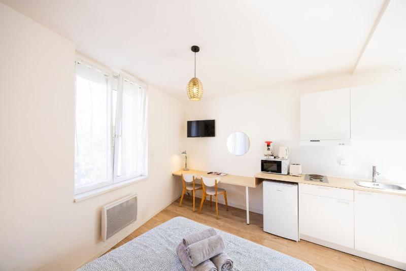 Cosy studio - image 3