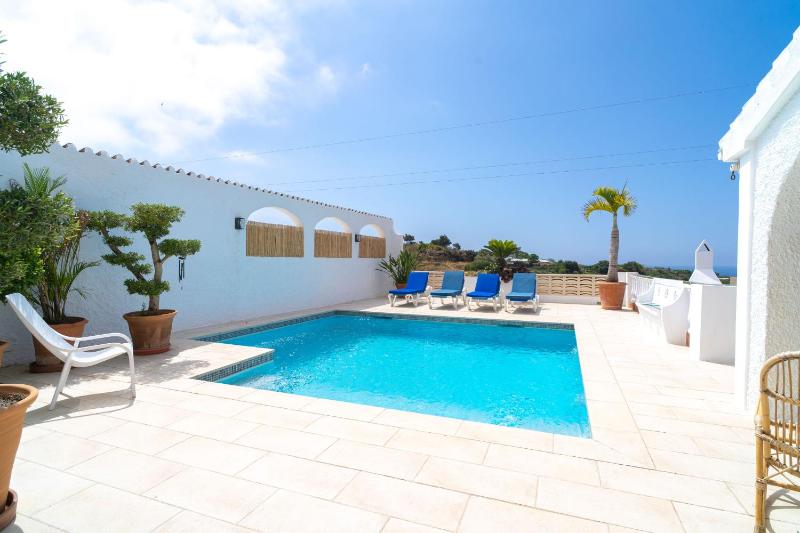 Villa La Casita- Private Pool & Walk to Beach - image 30