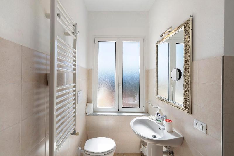 Rosa Di Mare Guest House - image 36