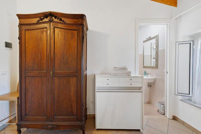 Rosa Di Mare Guest House - image 14