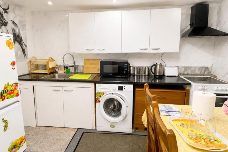 Sam skegness apartment - image 5