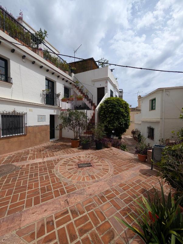 Apartamentos La Esquina - image 18