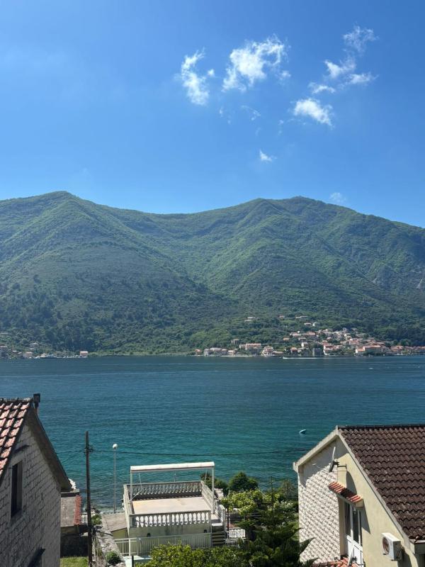 Apartments Vukasović - image 7