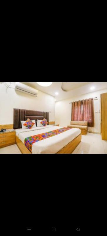Hotel Royal Aanandam - image 4