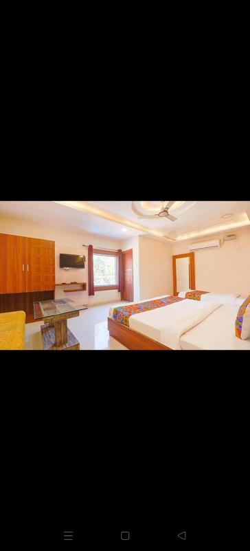 Hotel Royal Aanandam - image 6