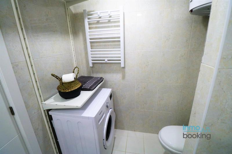 New Alboran Salou climatizado piscina y wifi - image 22