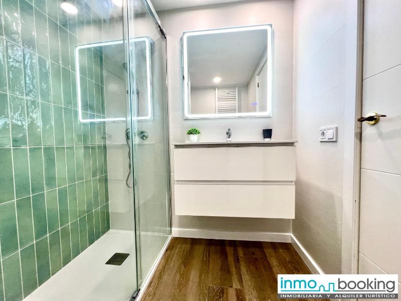 New Alboran Salou climatizado piscina y wifi - image 18