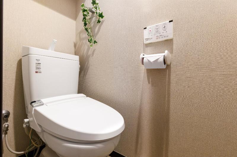Kokusai Street Garden Hotel - image 9