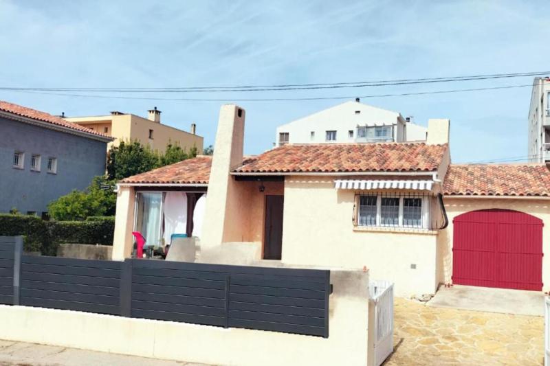 Villa with garden in Six-Fours-les-Plages - image 11